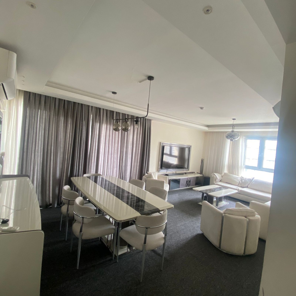 Spacious Three Bedroom Apartment for Rent