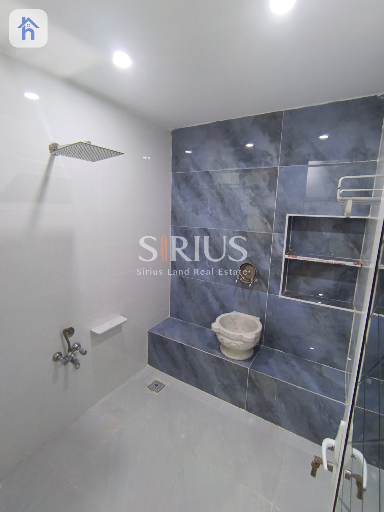 Spacious House in Prime Location Image 27