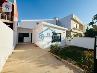 One Floor House image 2