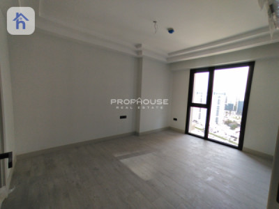 Stylish 1-Bedroom Apartment for Sale Image 3