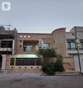 Spacious House in Hawlery Nwe image 1