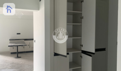 Luxury Two-Bedroom Apartment in Rami Towers Resim 7