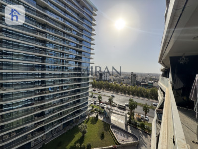 Modern Studio Apartment with Great Views image 8