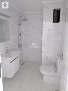 Chic Studio Apartment near Airport Image 4