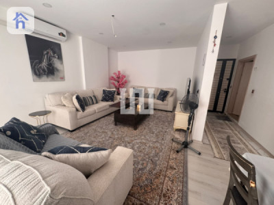 Spacious Apartment with 3 Bedrooms image 2