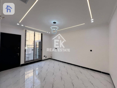 Spacious House with 6 Bedrooms image 7