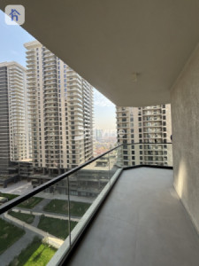 شقة حديثة مع غرفتي نوم صورة 6