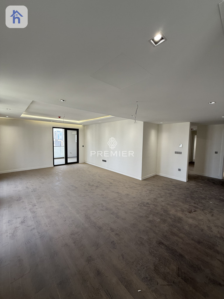 Luxurious Apartment with Stunning Views