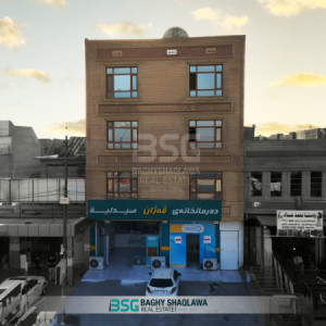 ملک تجاریة بدخل شهري جيد للبيع علی طریق مخمور image 1