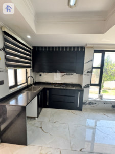 Corner House Resim 4