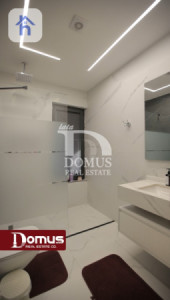 Modern House image 17