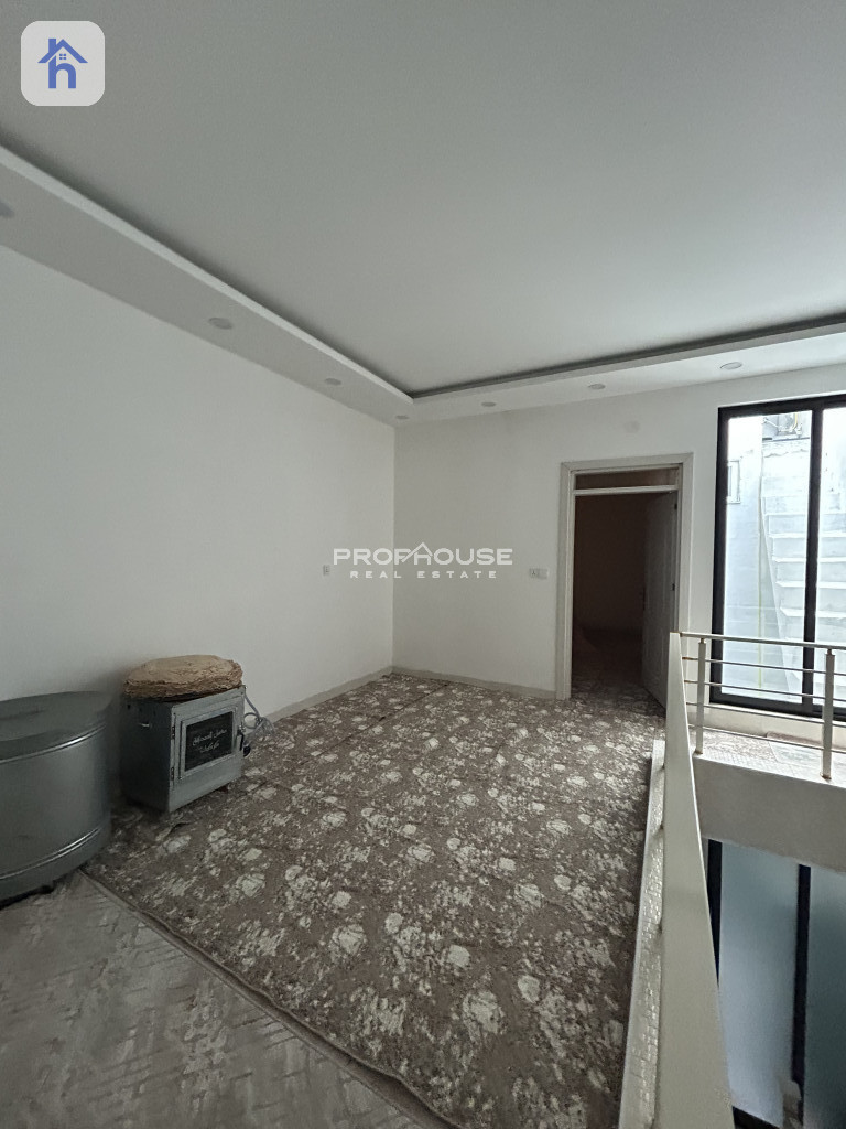 Two Floor House Resim 6