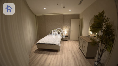 4-Bedroom Apartment in Empire Square image 4