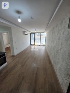 Bright and Specious Two-Bedroom Apartment image 2