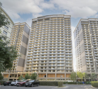 Modern 2-Bedroom Apartment in Empire Pearl Towers image 1