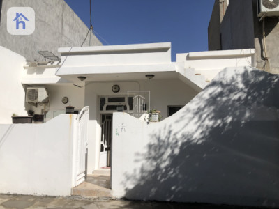 Cosy Residence in Quiet Neighborhood image 1