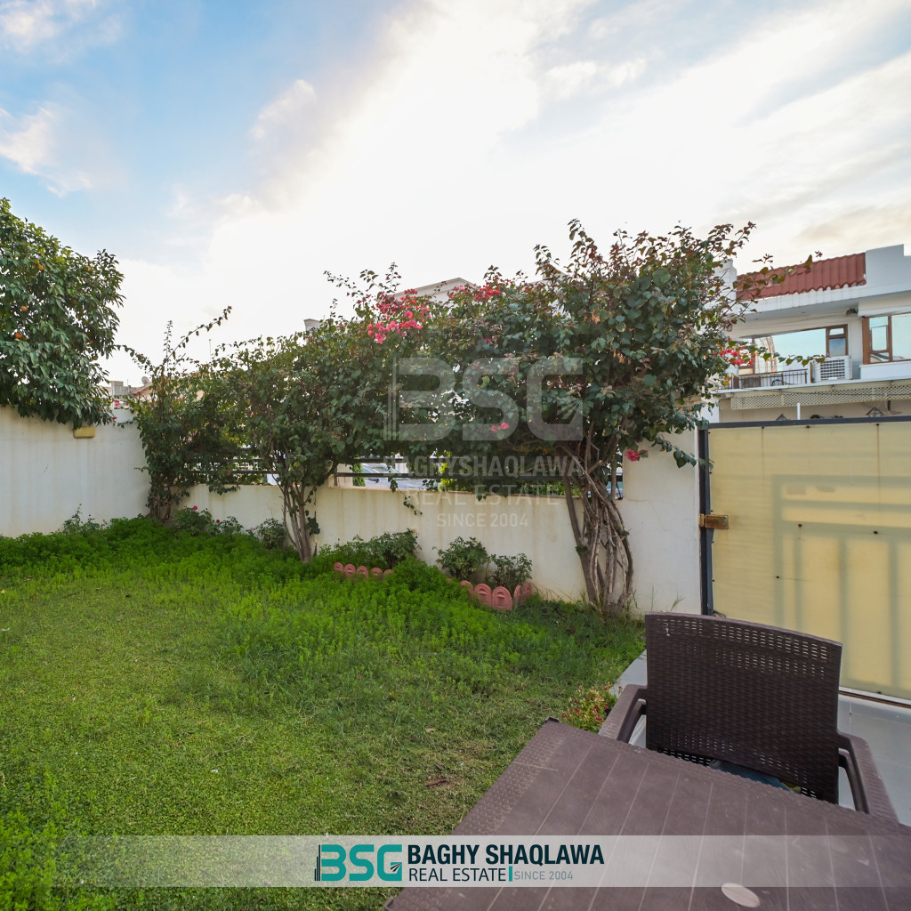 دار للبیع في 99 زانکو صورة 2