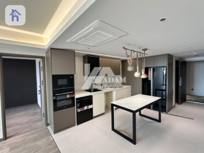Luxurious High-rise Apartment for Rent image 2