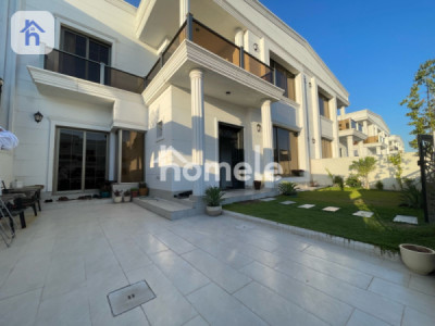 Modern House image 2