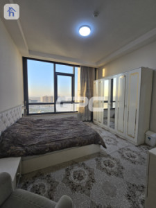Elegant Apartment with Spacious Layout Image 4