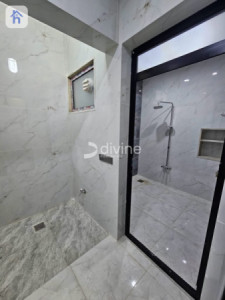 خانوویەکی فراوان بە دیزاینێکی مۆدێرن وێنە 6