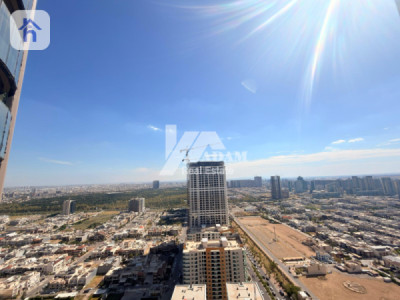 Modern Studio Apartment in Cavalli Tower Resim 5