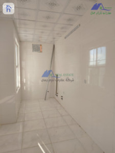 One Floor House image 2