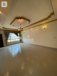 Spacious House with Multiple Rooms Resim 15