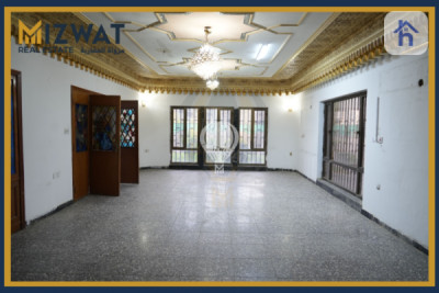 منزل تجاري فسيح في الدورة صورة 7