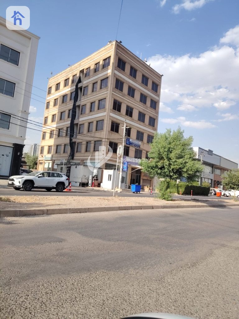 Spacious Commercial Building in Erbil