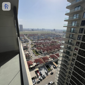 Modern apartment with stunning views Resim 8