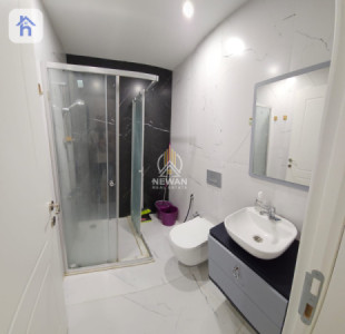 Studio Apartment in White Towers Image 8