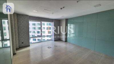 موقع تجاري ممتاز في كولان بارك image 1