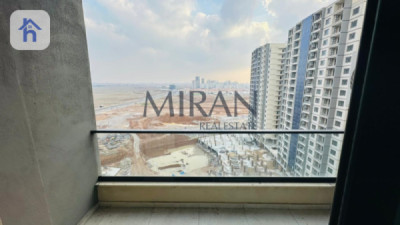 شوقەیەکی ئارام لەگەڵ ژووری میوانێکی فراوان وێنە 5