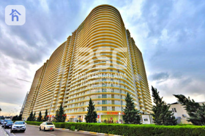 Luxurious Apartment in Roya Towers image 4