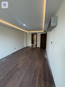 Luxurious 5-Bedroom Apartment in Erbil Image 8