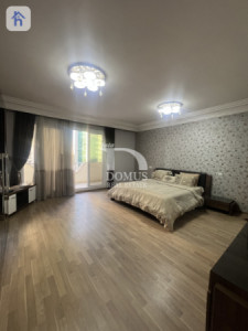 شوقەیەکی فراوانی ٣ ژووری نوستن لە ئیمپایەر ڕۆیاڵ وێنە 5