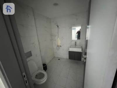 Bright and spacious one-bedroom apartment image 3
