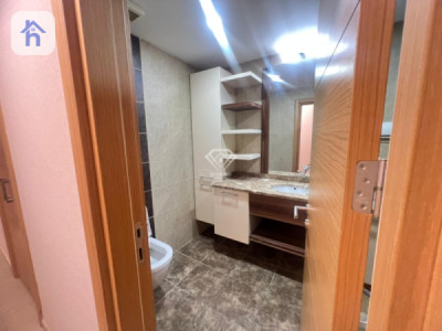 Furnished Apartment with 3 Bedrooms image 8