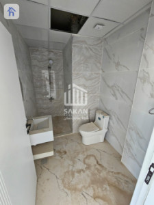 Modern 1 Bedroom Apartment in Rasan Towers image 5