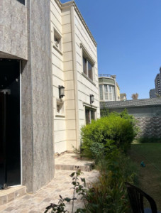 House (450m²) image 2