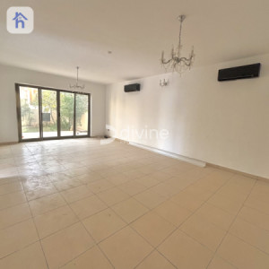 Spacious Corner House in Erbil Resim 10