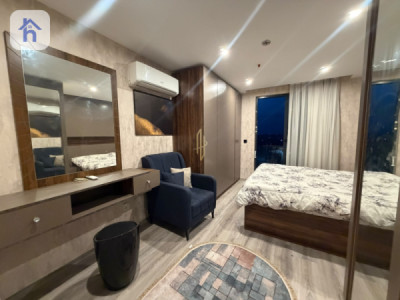 Luxury Apartment image 13