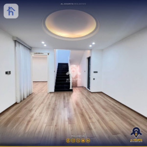 Modern House Image 4