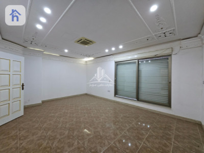 Luxurious Villa with Large Area Resim 14