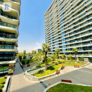 Modern Apartment with Spacious Layout Image 6
