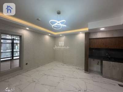 One-Bedroom Apartment in Sky Towers Image 3