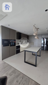 Modern and Spacious Apartment in Cavalli Tower Resim 6