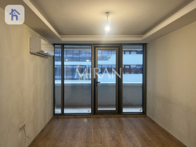 Stylish Apartment in Prime Location image 3
