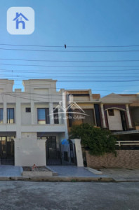 Modern House image 1